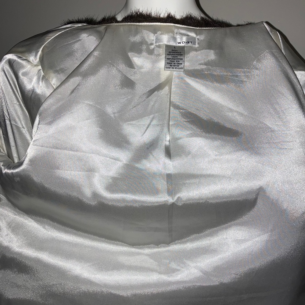 WD•NY Faux Fur Coat - Picture 7 of 16